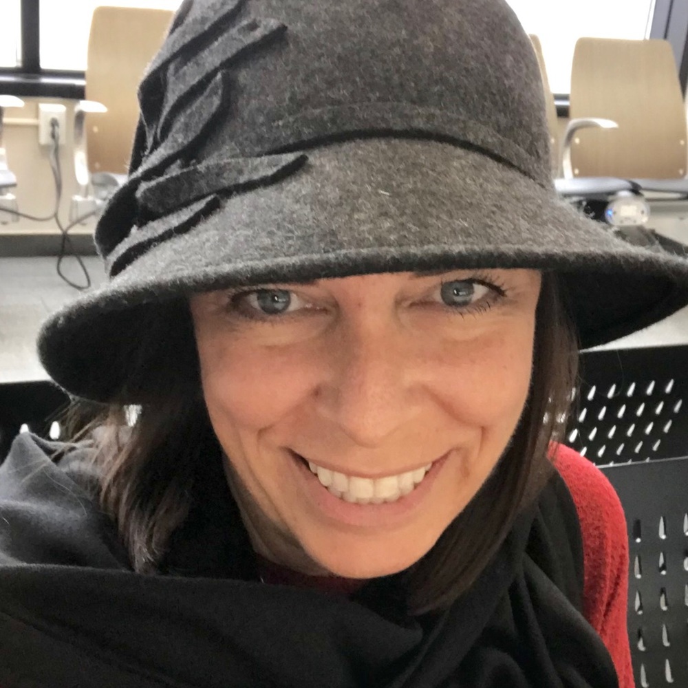 Meet your Posher, Carrie